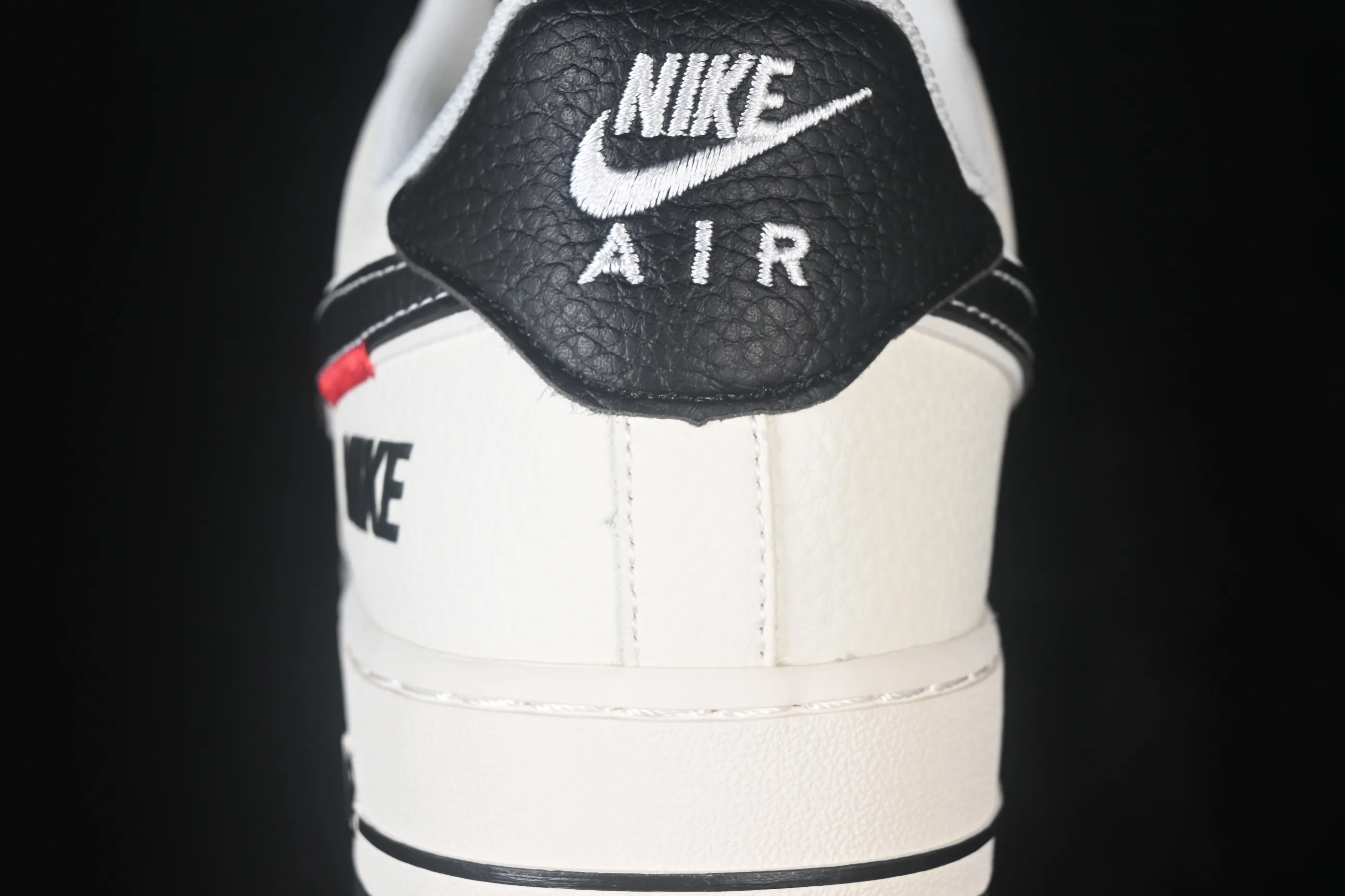 All categories Nk Air Force 1 Air Force series Nk Air Force 1 Low Air Force low-top Nike Air Force 1'07 Low joint model Air Force 1 low-top casual sneakers DN9688-101